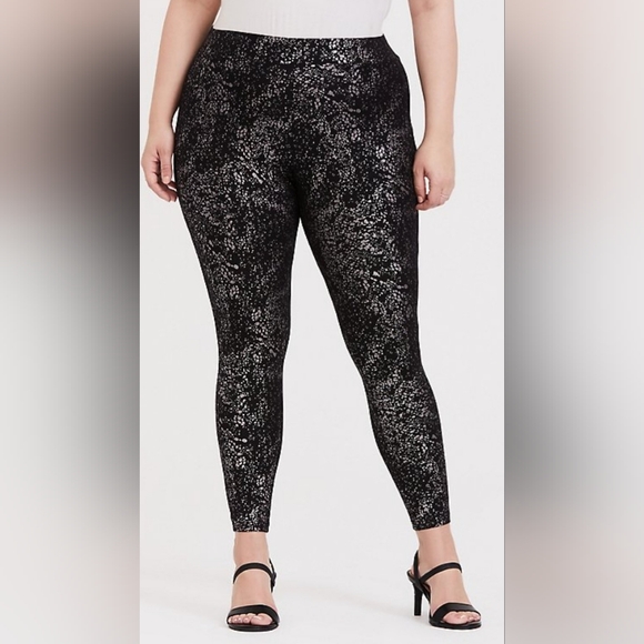 torrid Pants - New without Tags Torrid Leggings 1x
